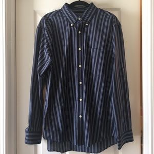 Men’s St. John’s Bay Navy Dress shirt size L